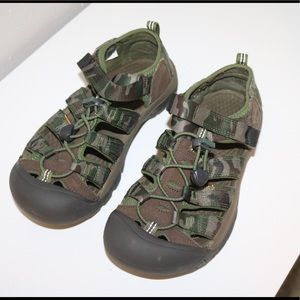 Keen Camo shoes